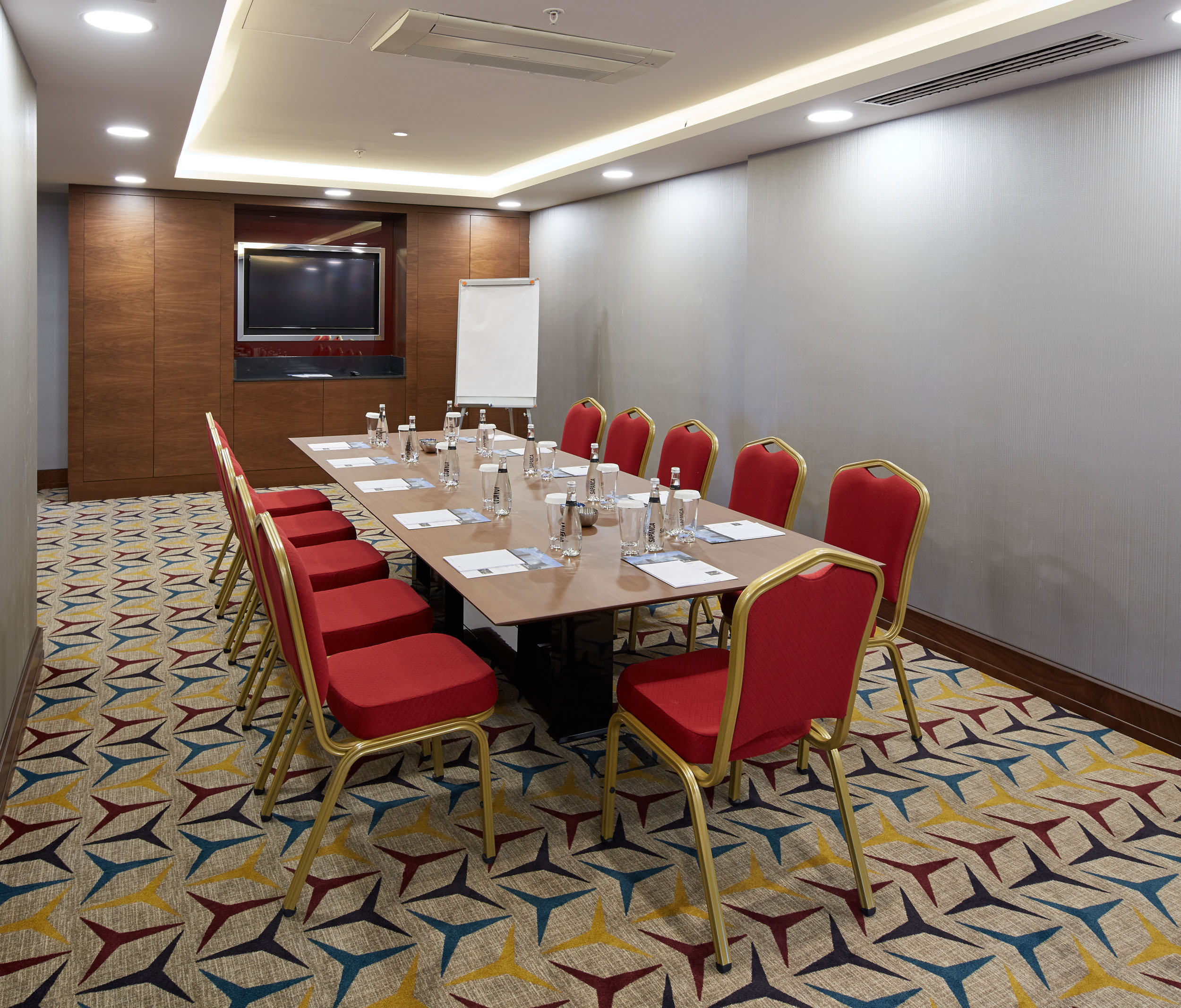 Executive Lounge